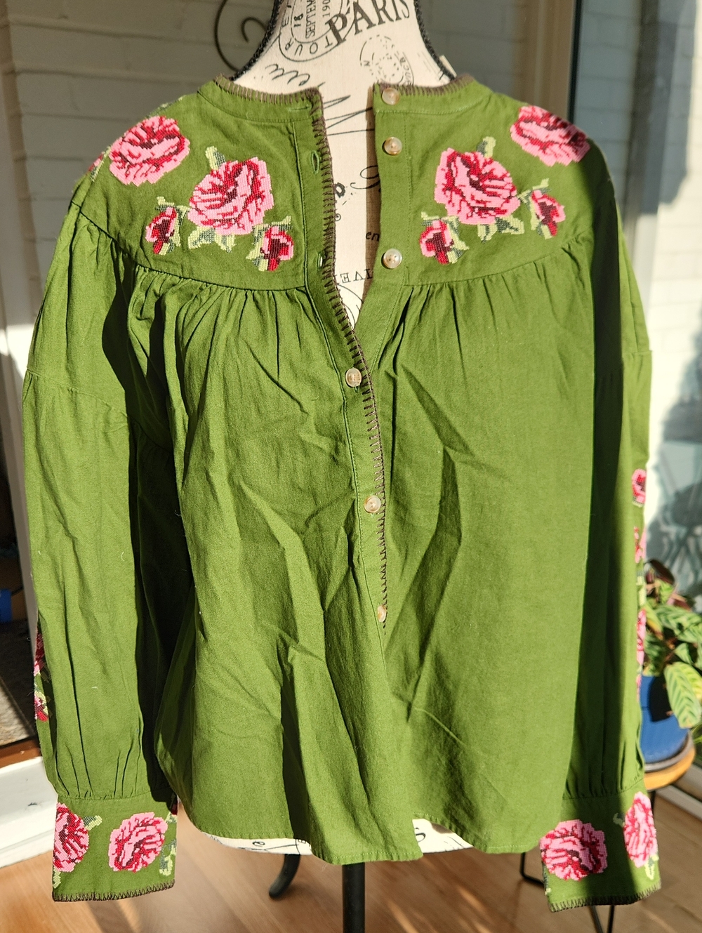 NWT Sezane Baziszt Embroidered Top sz 36